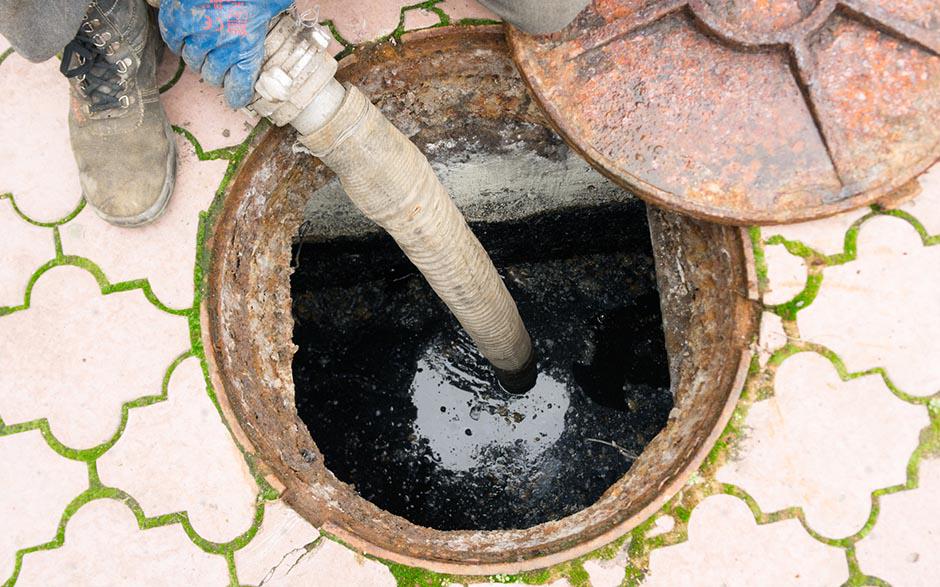 entreprise débouchage canalisation Marnes-la-Coquette
